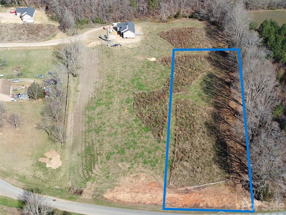 1st image of 1318 Augustus Rd #3