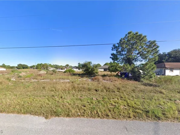 4424/4426 27th St SW, Lehigh Acres, FL 33973
