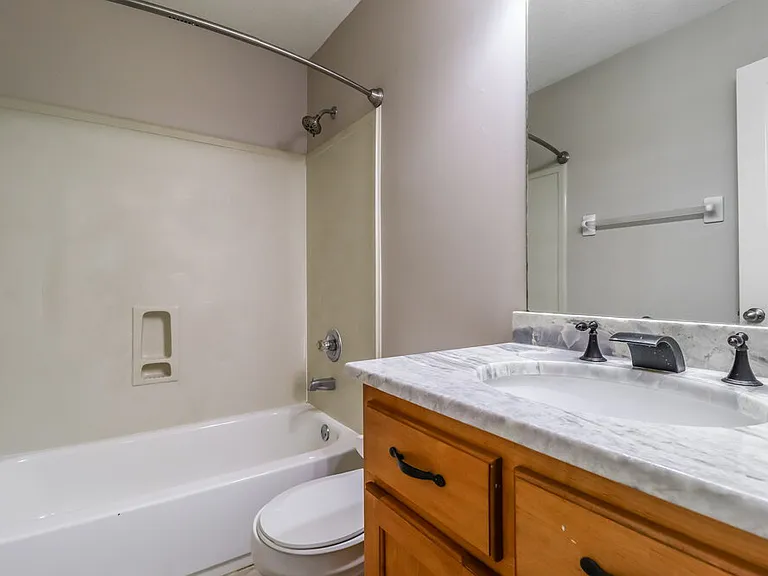 15 Cypress Grove Cv — Photo 15