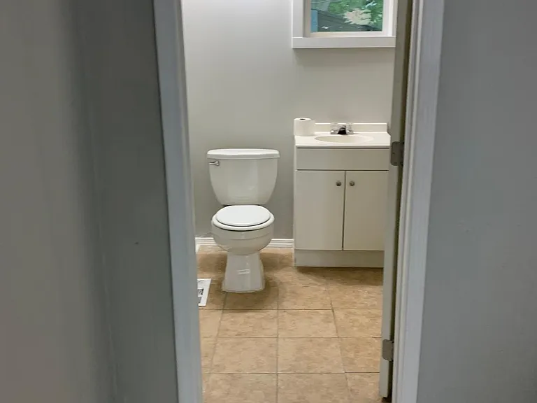 2616 E Admiral Blvd — Photo 3