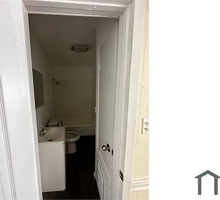 4210 Houston St — Photo 6