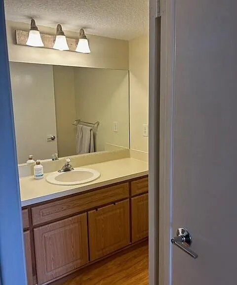 1045 Lake Shore Dr #206 — Photo 8