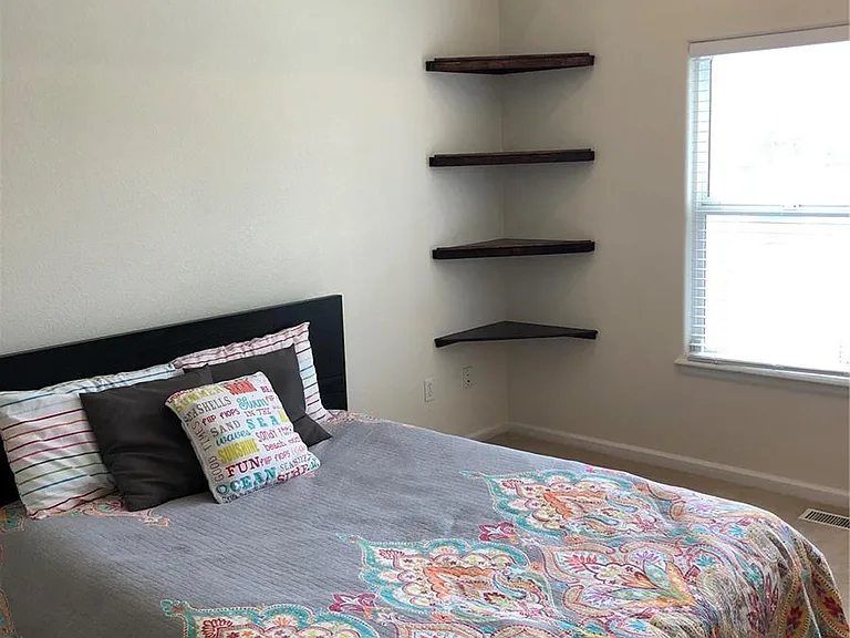 15555 E 40th Ave #2 — Photo 9
