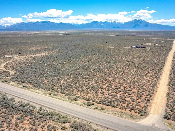 245 W Rim Rd, El Prado, NM 87529