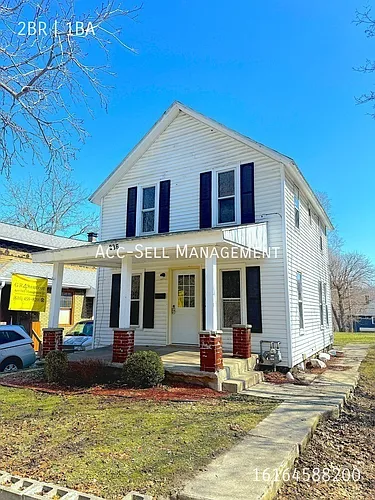 836 Coit Ave NE Photo 1 836 Coit Ave NE Photo 1