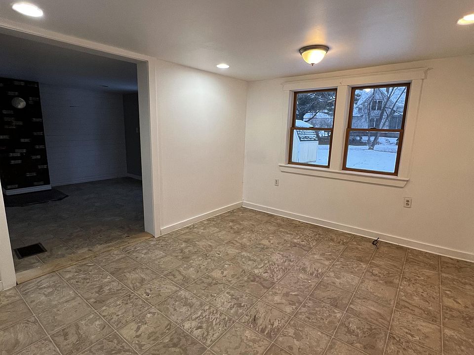 18 Exeter Rd 2, Corinna, ME 04928 Zillow