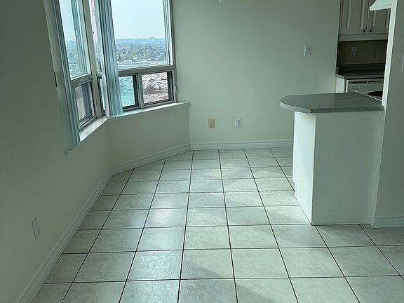 5th image of 68 Corporate Dr #2233