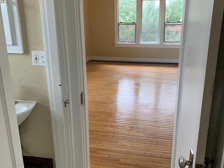 3615 SE Hawthorne Blvd #5 — Photo 16