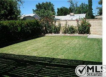 5th image of 10225 Collett Ave
