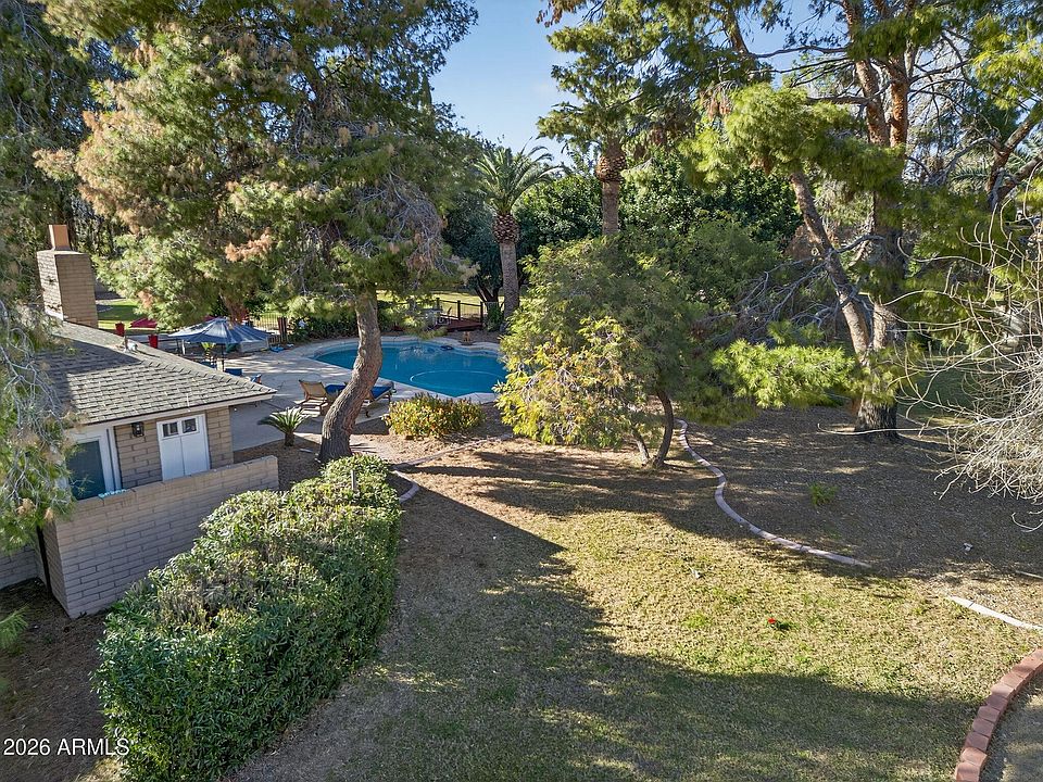 1st image of 6968 W CALAVAR Road