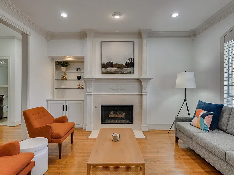 1811 Forest Meadow Ln — Photo 10