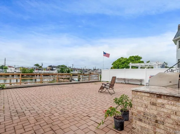 161-36 95th Street image 24 of 27