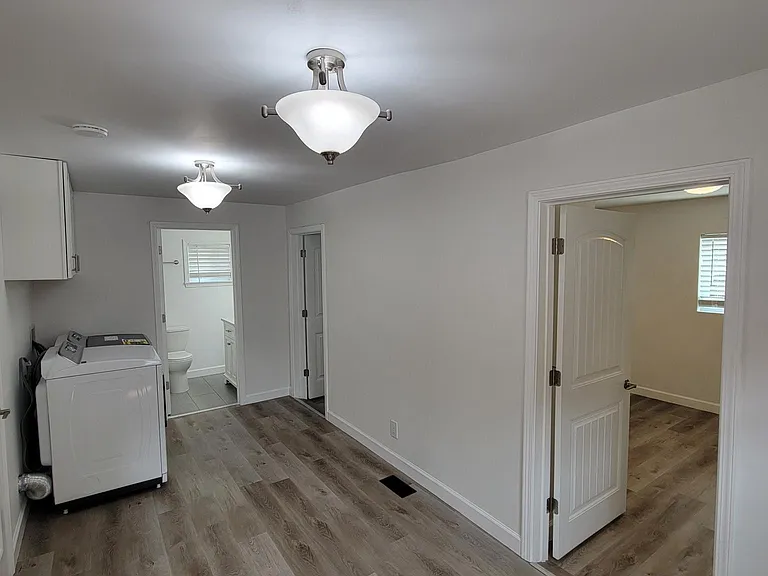 4129 Concordia Ave — Photo 10