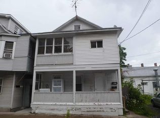 16 Sargent St, Cohoes, NY 12047