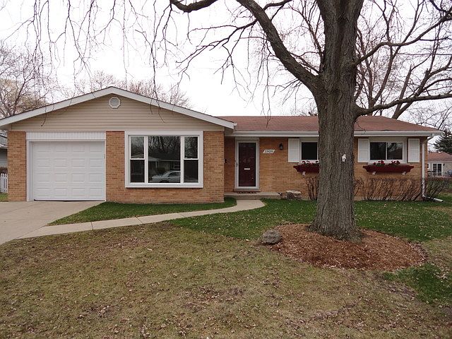 1st image of 1909 N Verde Dr