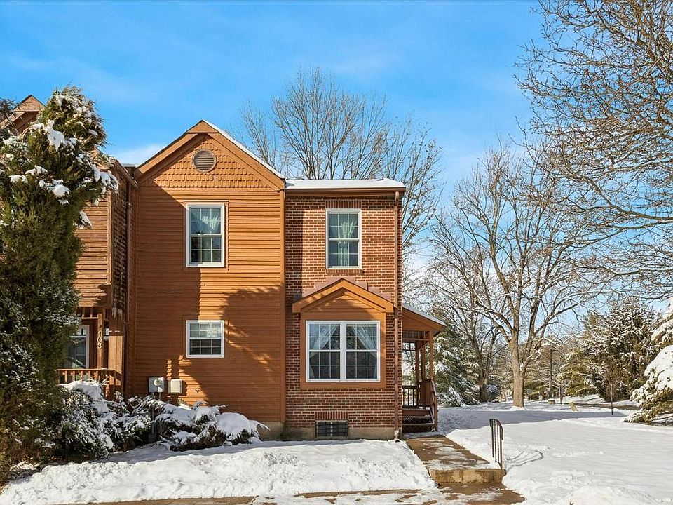 1st image of 100 Magnolia Ct
