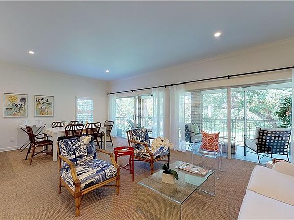 5th image of 107 Park Shores Cir Unit 24