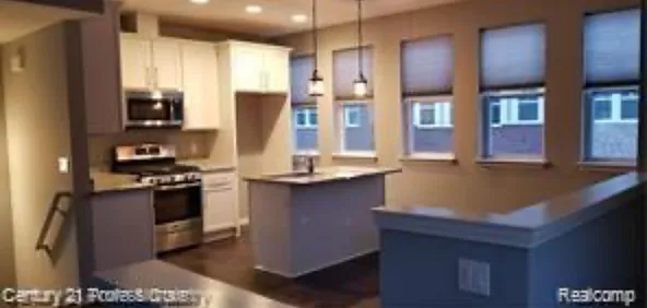42 Kalter Dr #25 — Photo 2