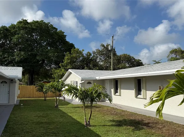 220 NW 12th St, Pompano Beach, FL 33060