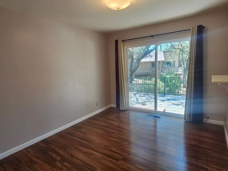 19009 Swallow Way — Photo 12