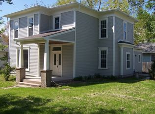 506 W 4th St, Cameron, MO 64429