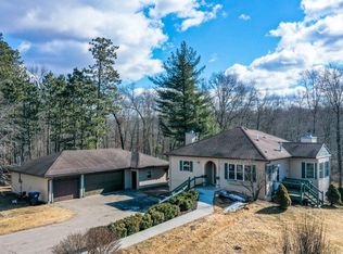 W1787 Dees Rd, Lyndon Station, WI 53944