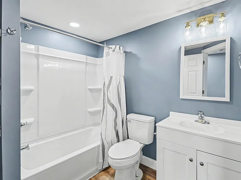 20 Walnut St — Photo 20