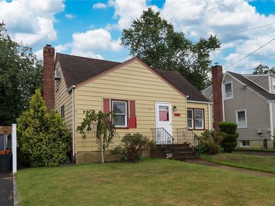 111 Grant Boulevard, Bellmore, NY, 11710