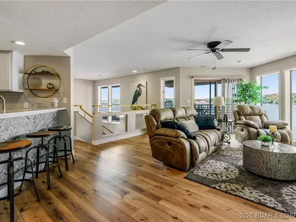 701 Cedar Rd #1A, Lake Ozark, MO 65049