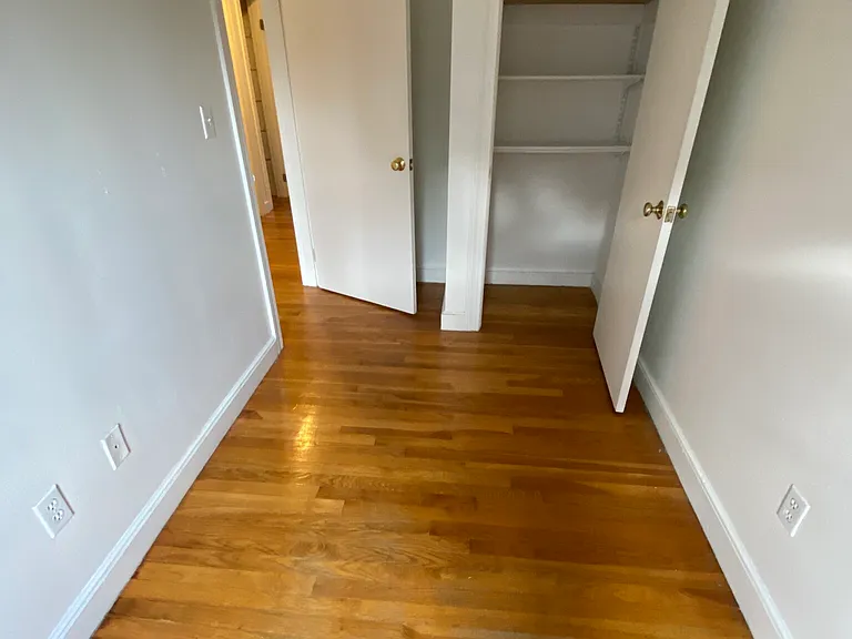 20 Hanson St #2 — Photo 9