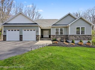 120 Kimberly Cir, Newtown, PA 18411