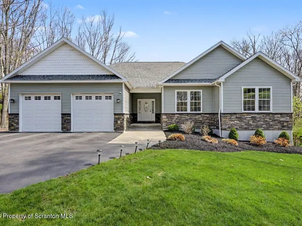 120 Kimberly Cir, Newtown, PA 18411
