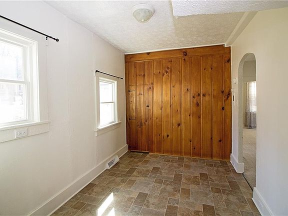 5th image of 207 Olivet Ave