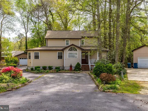 14 Trinity Pl, Ocean Pines, MD 21811