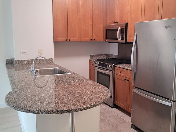 5th image of 95 Worth St #1110