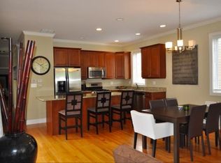 2531 W Moffat St, Chicago, IL 60647