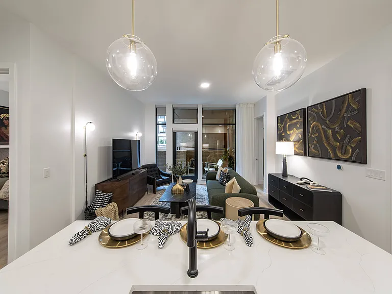 The Crescent Residences — Photo 7