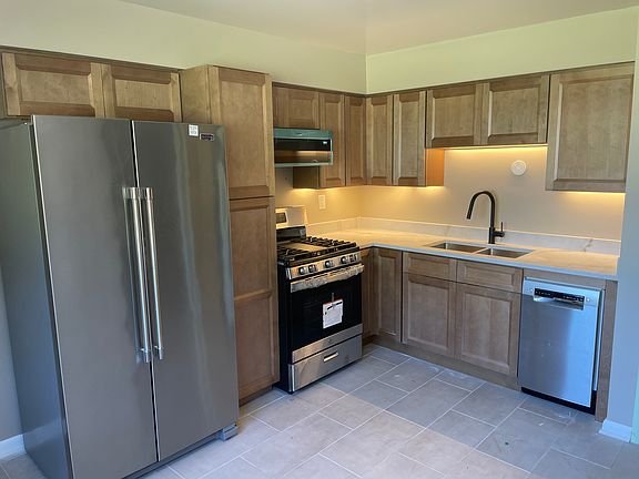 2nd image of 4115 N Washington St