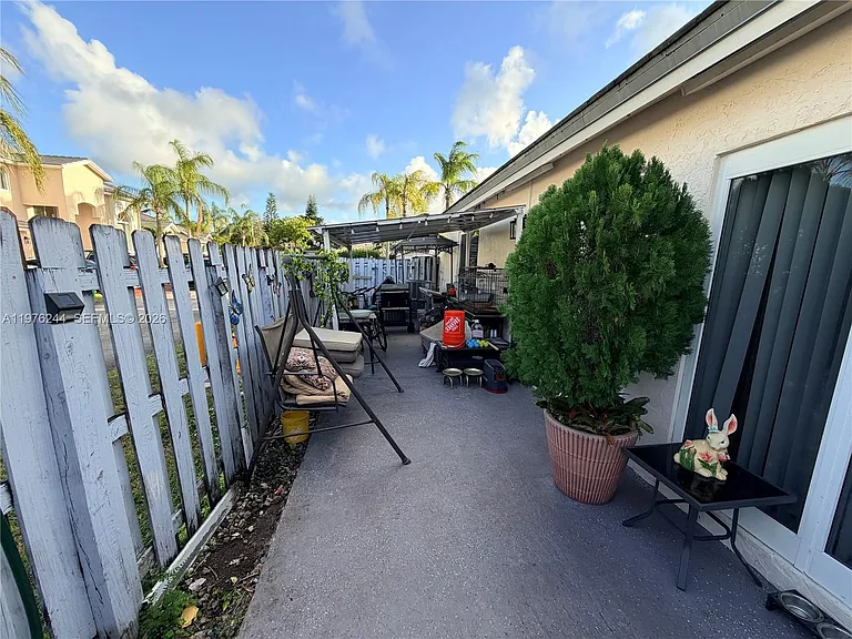 14712 SW 123rd Ave — Photo 18