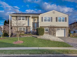 13 Cork Pl, Hazlet, NJ 07730