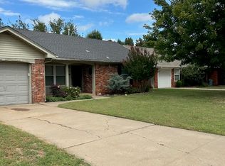 2405 NW 54th St, Oklahoma City, OK 73112