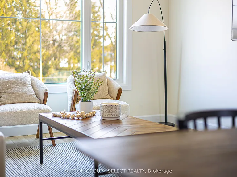 233 Upper Queen St #6 — Photo 16