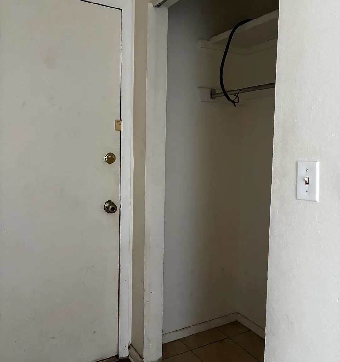 2 bed, 1000 sqft, $1,500 — Photo 1