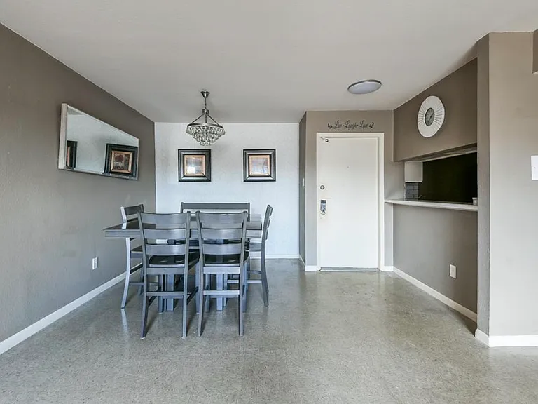 8529 Hearth Dr #25 — Photo 8