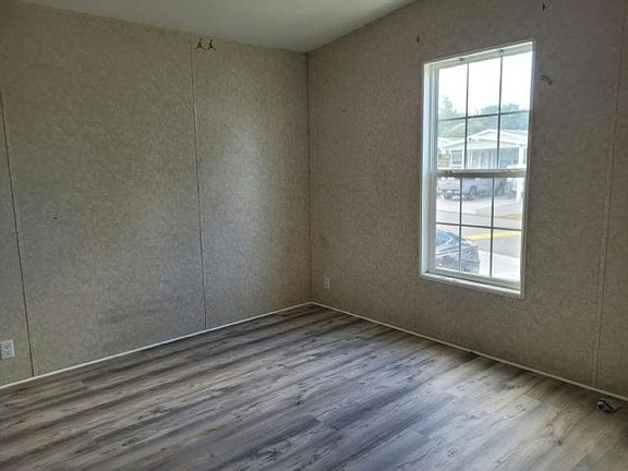 3rd image of 3948 New Moon Pkwy #37