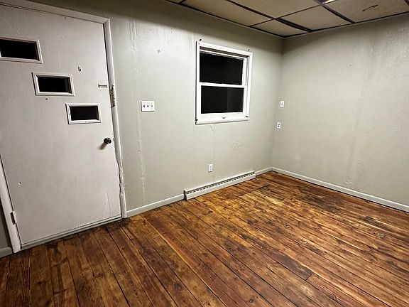 Living Room and Kitchen 4