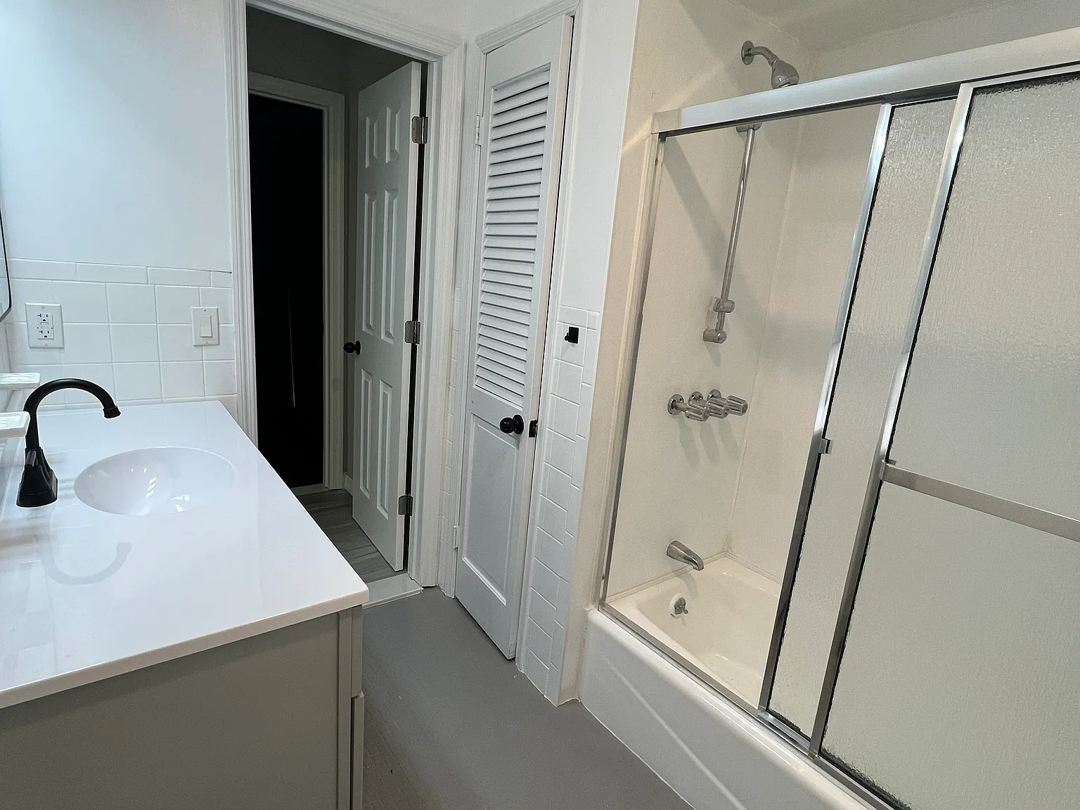 2 bed, $2,600 — Photo 4