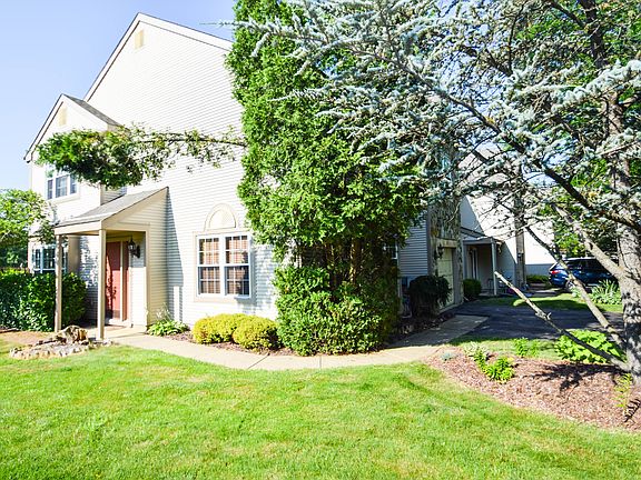 2nd image of 21 Magnolia Dr