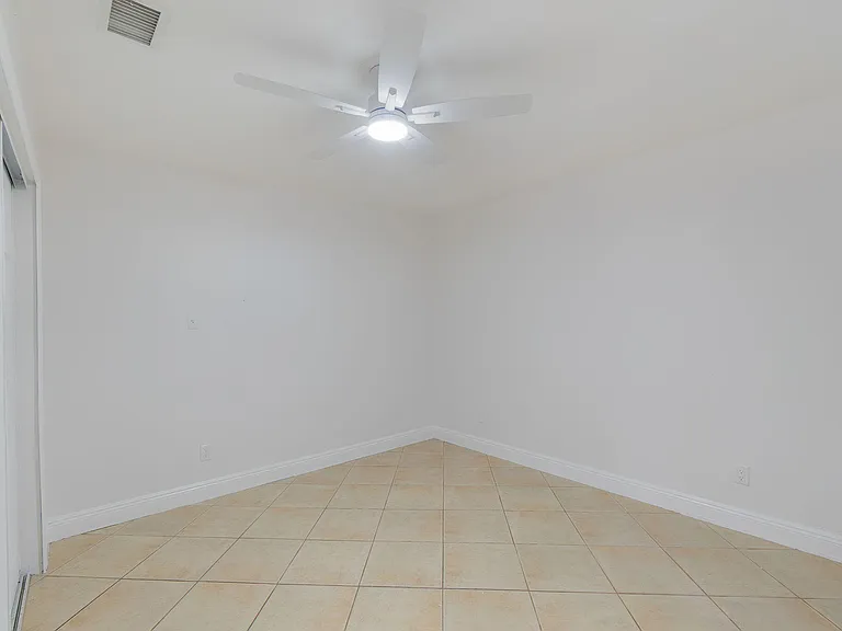 2831 N Seacrest Blvd #B — Photo 6