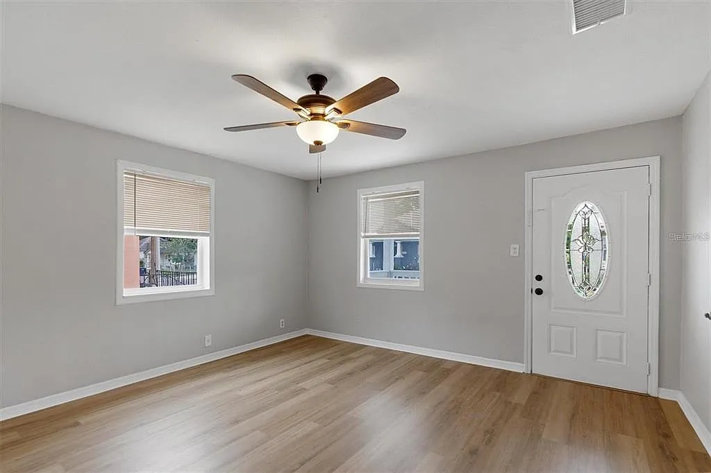 Building Photo - 2406 E Clark St #A & B